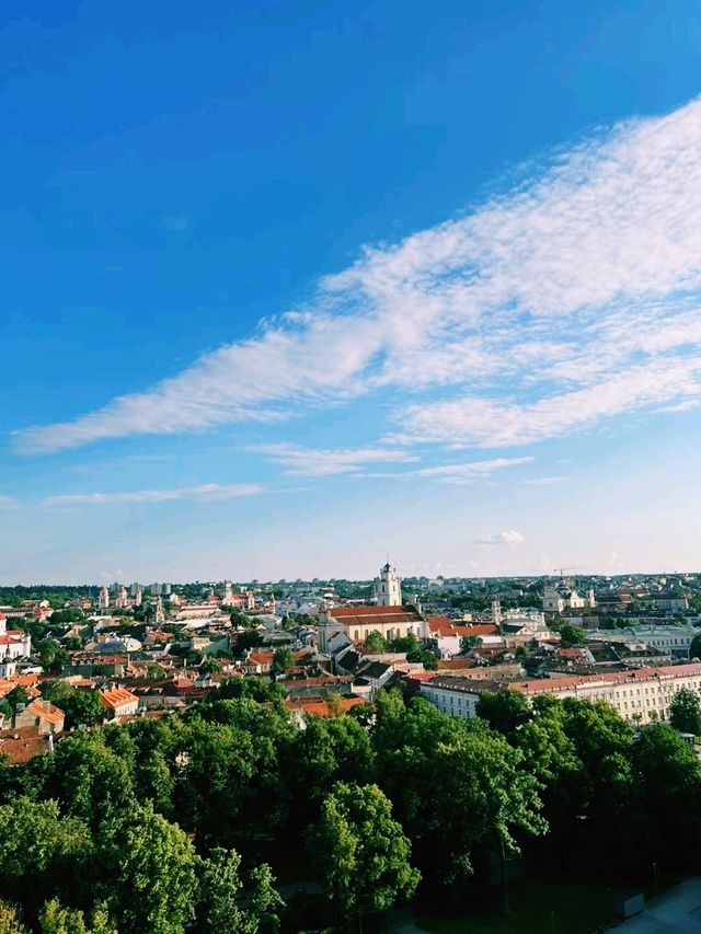 立陶宛著名旅遊城市維爾紐斯旅行攻略，適合打卡拍照📸