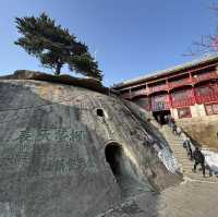 🏔️ Conquering Mount Huashan: A Day of Thrills, Chills & Unforgettable Views! 😱🚡