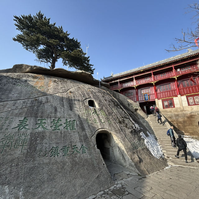 🏔️ Conquering Mount Huashan: A Day of Thrills, Chills & Unforgettable Views! 😱🚡