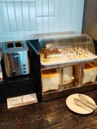 澳門機場環亞貴賓廳：您的旅程從舒適開始。(Plaza Premium Lounge)