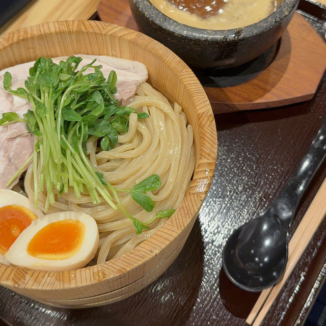 【大阪】大人気！ラーメン屋