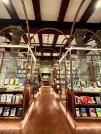 上海上生新所-蔦屋書店