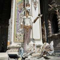"วัดสวยสุด UNSEEN ย่านพระราม 3"