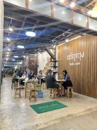 ร้านนมสด “เจริญกรุง” มาเปิดที่อุดรแล้ว ✨