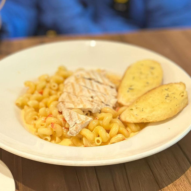 Where Good Food Meets a Great Time: Hard Rock Cafe at Universal CityWalk Osaka