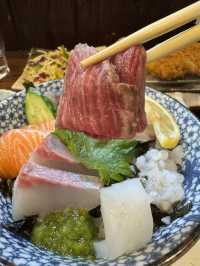 【北九州グルメ】肉も刺身もご飯も野菜も！いろいろ楽しめる定食屋さん🍚