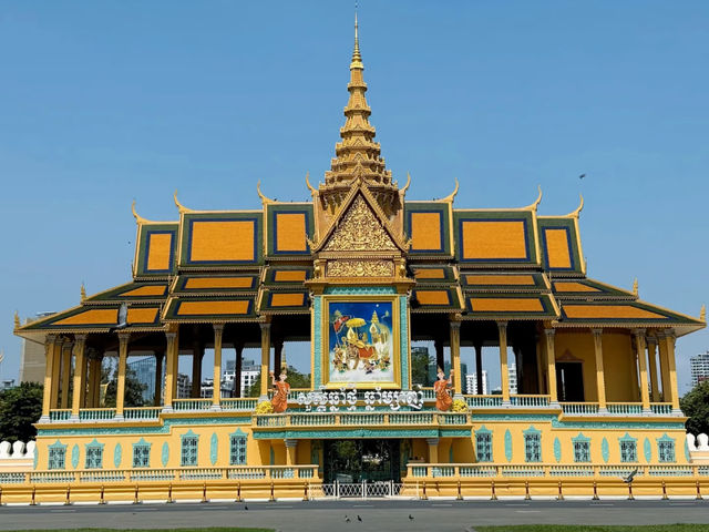 Still daring to travel to Cambodia after hearing all that? 🤔