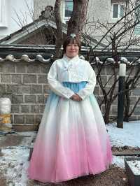 Grace Korean traditional clothes and buildings