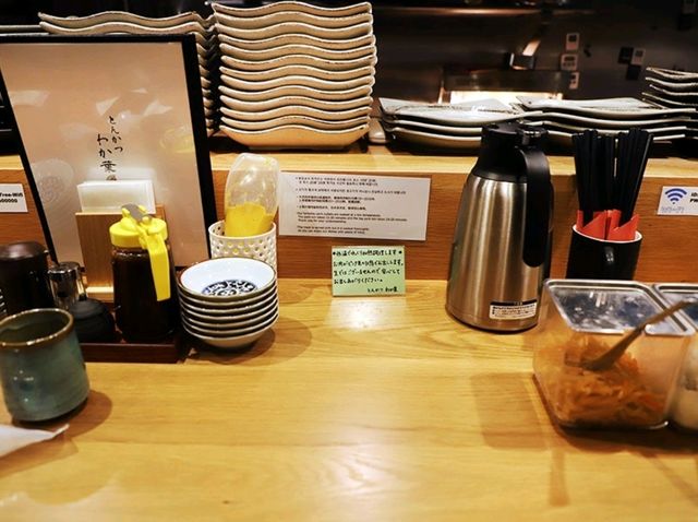 [🇯🇵 福岡・天神] とんかつ わか葉（ワカバ） – 天神駅近の絶品とんかつ店 