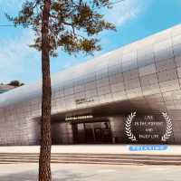 Explore Dongdaemun Design Plaza (DDP) Like a Pro