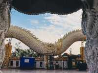 วัดเขาพลอย 