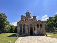 【Gracanica Monastery｜セルビア正教の聖地、コソボの静寂な修道院】 紛争を越えて今も守られる、世界遺産