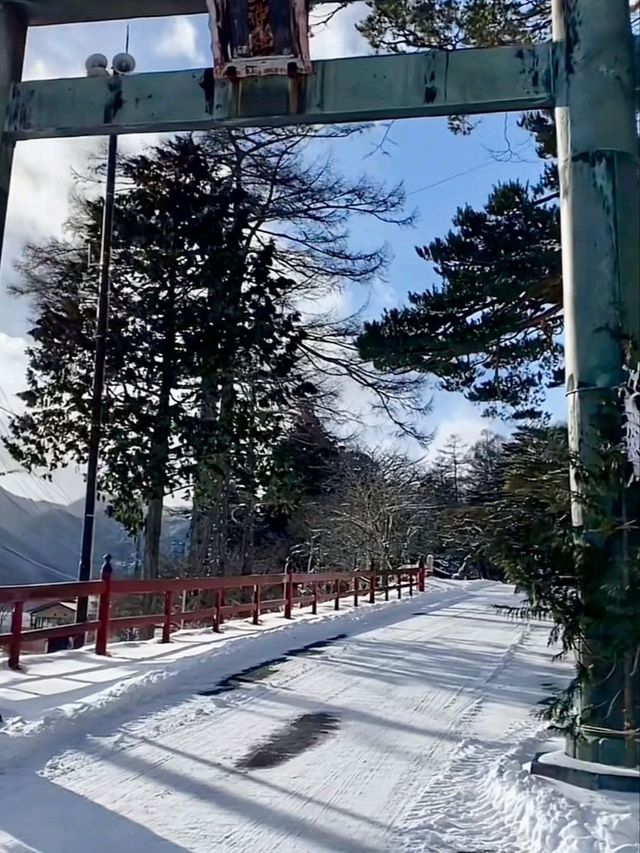 Lake Yamanaka วิวฟูจิงามสะกด งบน้อยก็เที่ยวได้เหมื