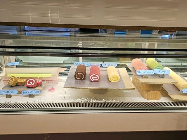 一個多元化的機場商場