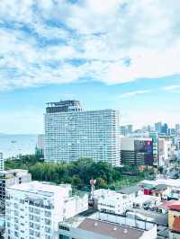 Premium accommodation in pattaya area with sea views
