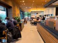 🌿 Starbucks at Ohori Park – Coffee, Calm & a Scenic Stroll