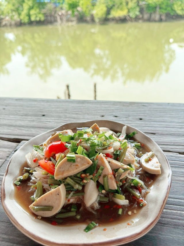 แวะพักซักนิดที่ร้าน Pakpap cafe (พักแป๊ป)