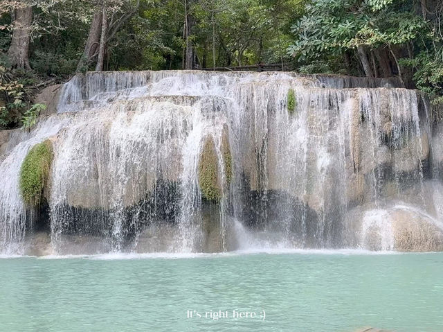 💧🏞️ น้ำตกเอราวัณ – สวรรค์กลางป่ากาญจนบุรี 