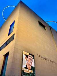 🎨【Leopold Museum 全攻略】維也納分離派藝術聖殿｜克林姆黃金時代 × 席勒真跡 × 建築密碼