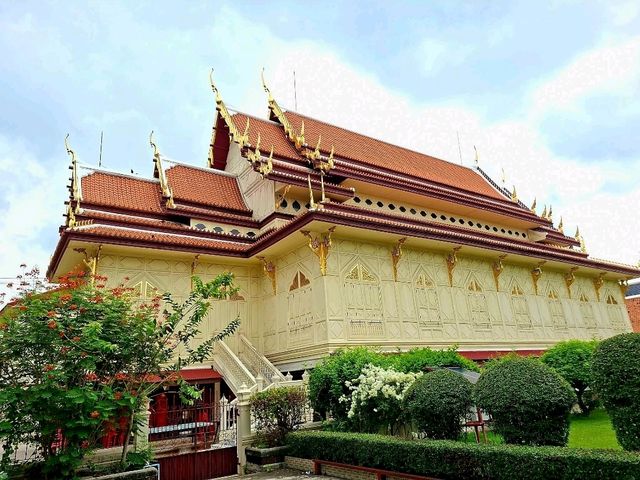 วัดราชาธิวาส วัดที่ประทับของพระราชา✨️
