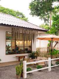 🌻🌾Blooming  hut cafe 🍃