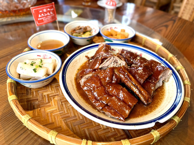 🔥 順德美食打卡必到！一家人•三只缸燒鵝 🦢 舌尖上的絕味體驗！🔥 🍗 