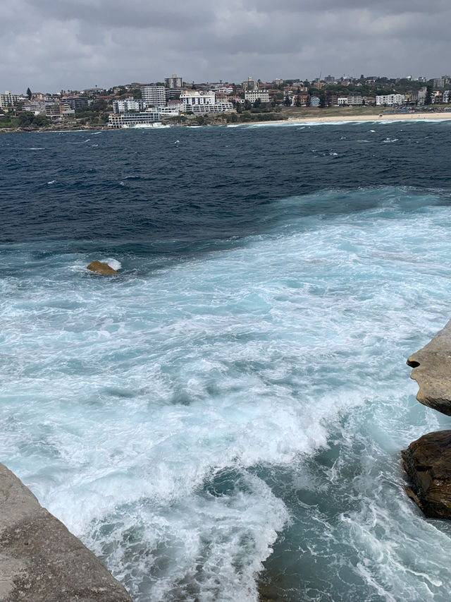 🏖️ Bondi Beach, Sydney – My All-Time Favourite Summer Getaway 🌞🌊