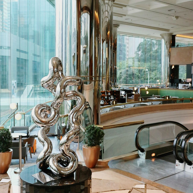 Grand Hospitality with a Timeless View