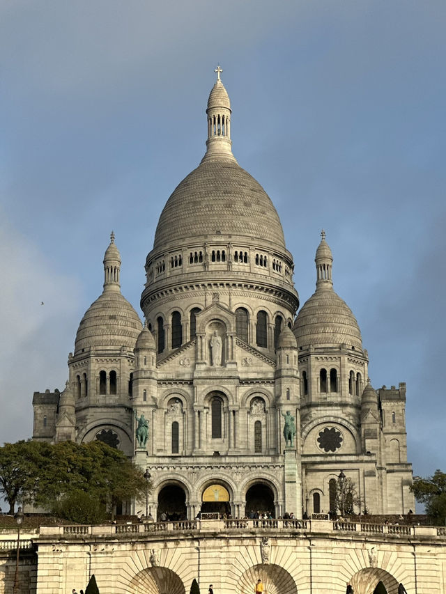 Above Paris: Chasing Light On Montmartre’s Secret Stairs