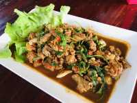 รีวิวเมนูแนะนำของร้าน ครัวคุณอ๋อม เชียงแสน