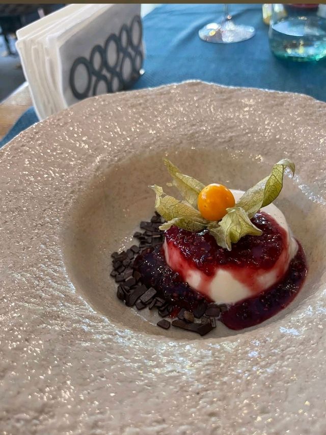 분위기＋비주얼＋맛까지 완벽한 한 끼🍷