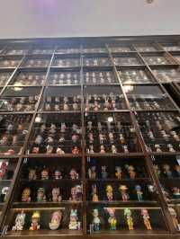 The hall of Secret Edition Pop Mart toys