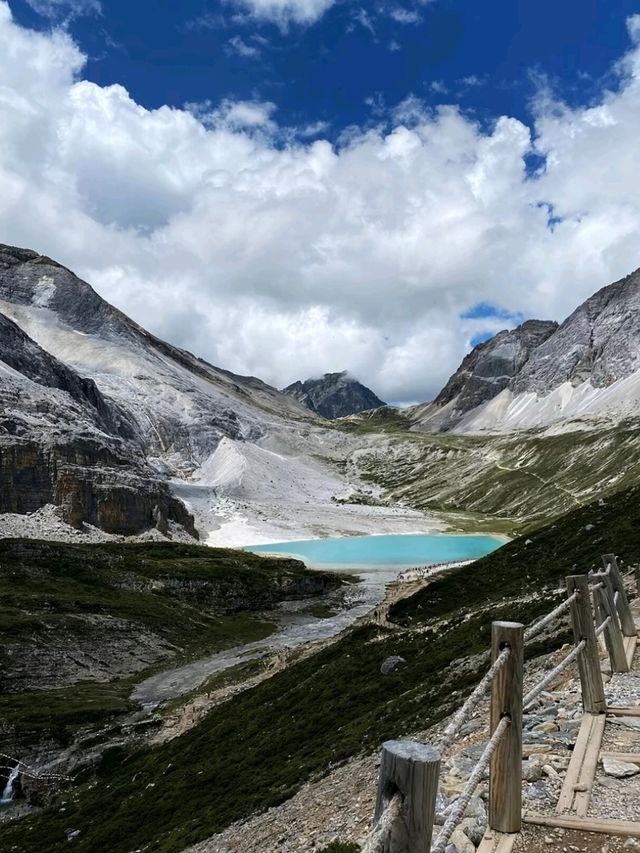 DAOCHENG YADING · THE HIMALAYAN DREAMSCAPE YOU NEVER KNEW EXISTED