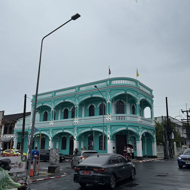 PHUKET OLD TOWN ~ lots of hippy cafes and photospots 