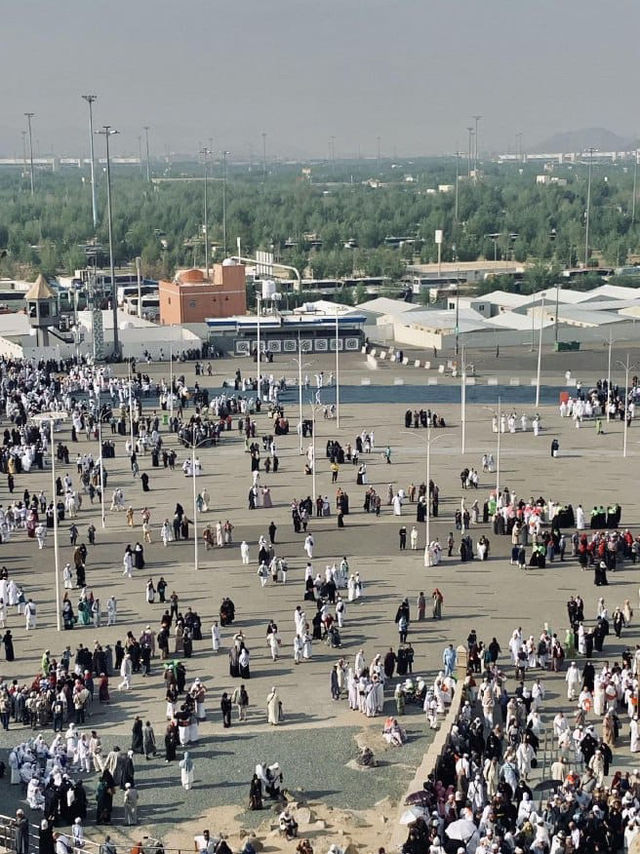 All Roads Lead to the Heart — Mecca