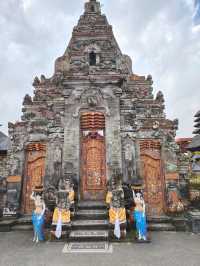 🌺 Ceremonial Reflections: A Walk Through Ulun Danu Beratan Park