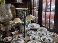Dining experience in living museum 