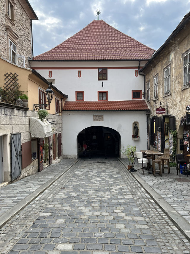 Cobblestones, Culture, and Charm: Exploring Zagreb’s Neighborhoods 🇭🇷 
