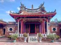 Step into History at Huangxi Academy