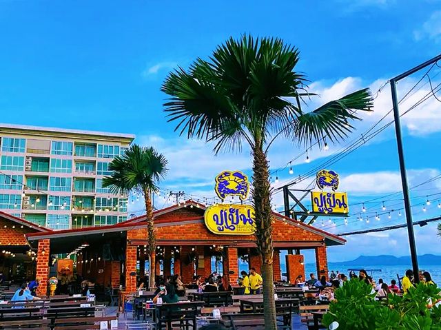 Pupen Seafood Pattaya – Classic Thai Seafood Experience