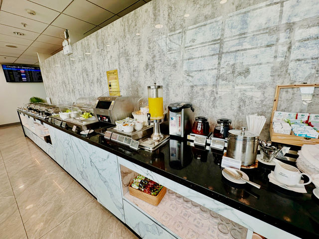 ホーチミン・タンソンニャット国際空港のジャスミンビジネスラウンジ