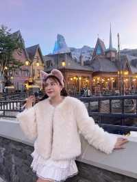 FROZEN Disneyland HK     