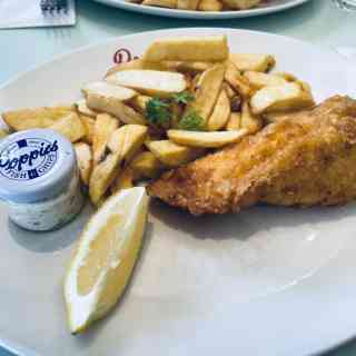 2026 Poppies Fish & Chips | ロンドンレストランの観光ガイドと旅行