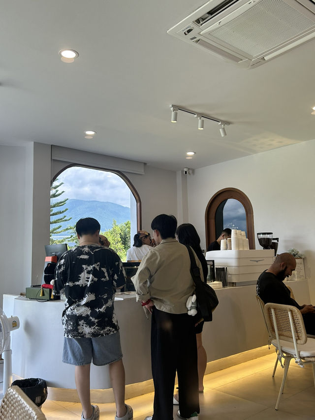 มุมไหนก็ถ่ายสวย! ที่ Atmosphere Café 📸✨ มุมไหนก็ถ่ายสวย! ที่ Atmosphere Café 📸✨