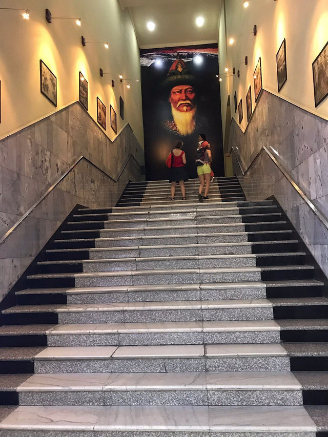 National History Museum - Good Overview of History & Culture