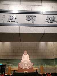 佛國淨土與落羽松秘境交織的南投中台禪寺