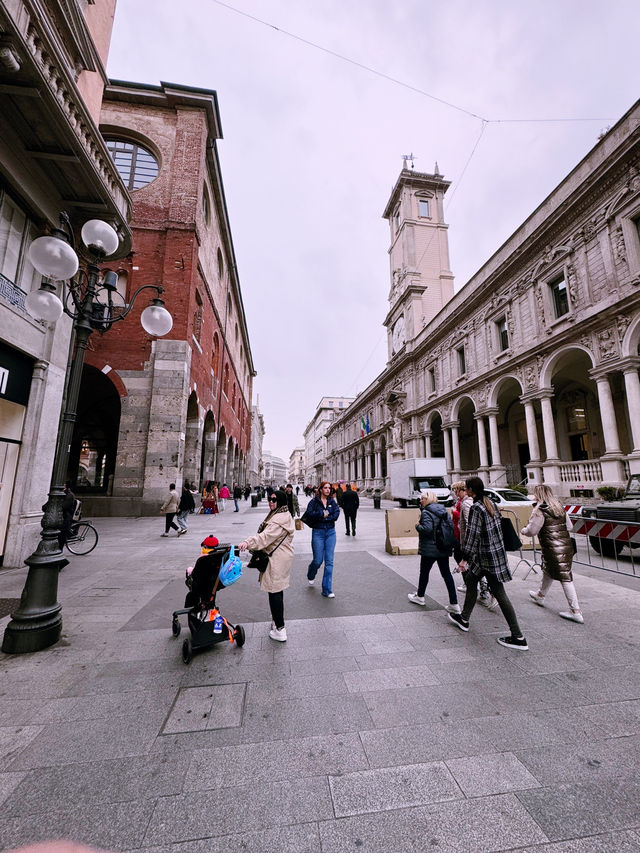 The Ultimate Fall Adventures in Milan 🍂✨ The Ultimate Fall Adventures in Milan 🍂✨