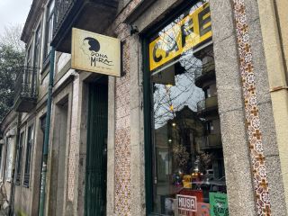 [Porto] Enjoy a blissful coffee time at "Dona Mira," a hidden cafe filled with art and culture ☕️🎨