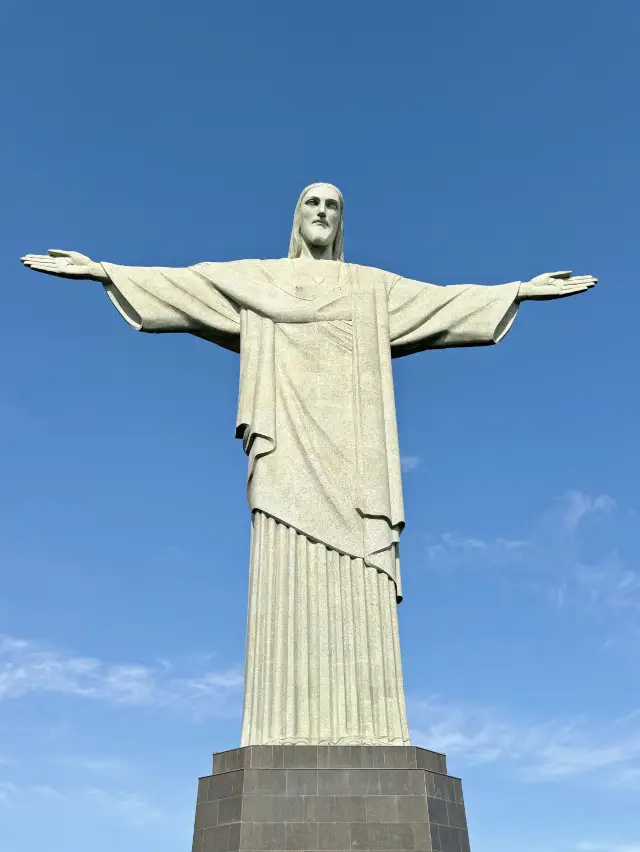Rio de Janeiro Travel Guide: A City of Nature and Passion