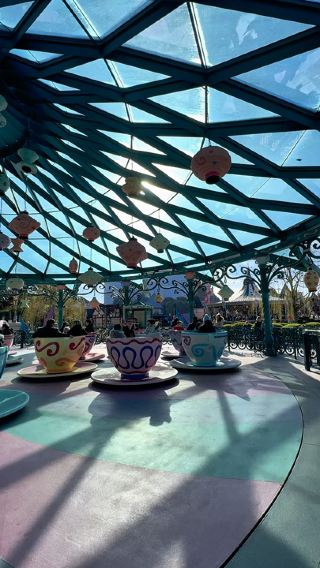 📍Disneyland Paris :The only Teacup Ride I’d love to go again